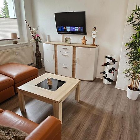 Private Ferienwohnung Seestadt Гросрешен Экстерьер фото